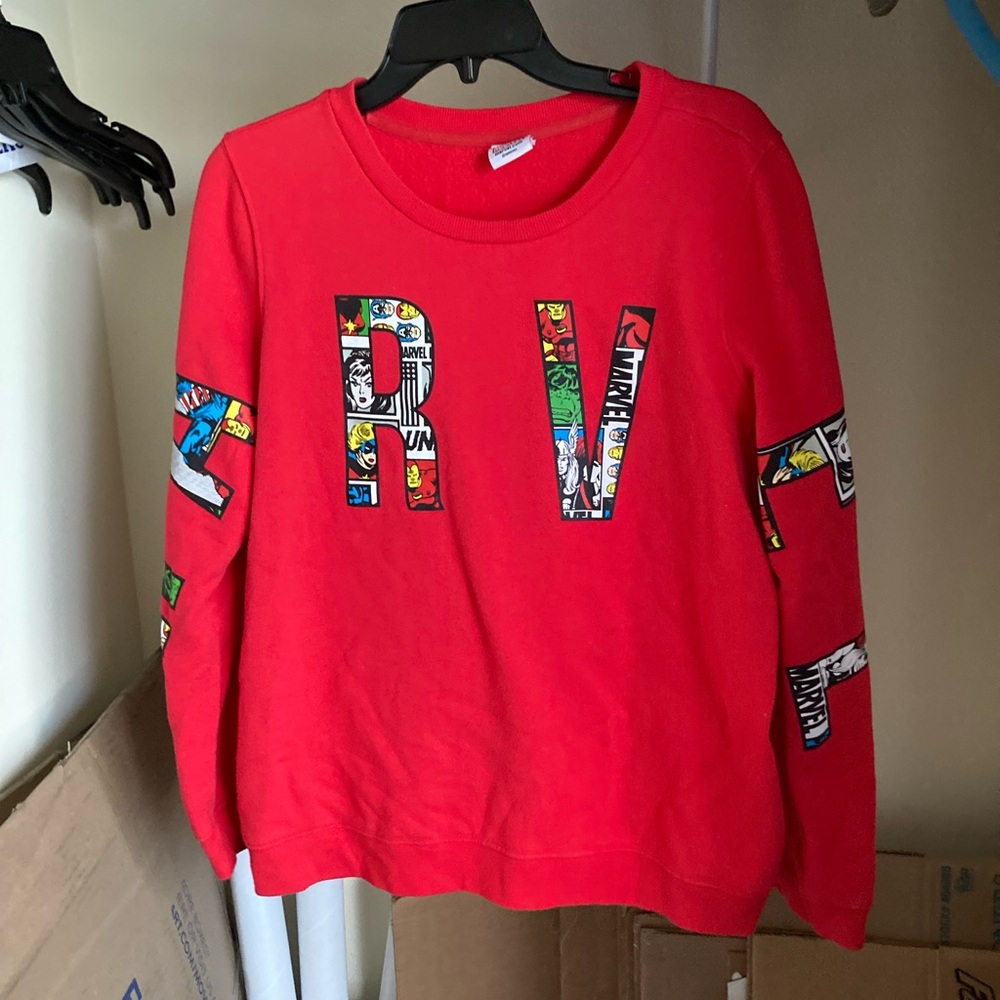 Hot Topic Marvel Crewneck